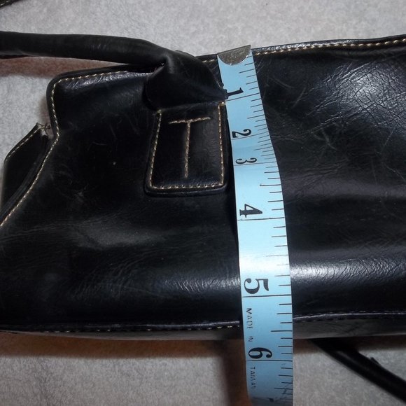 Tommy Hilfiger black bag - Picture 4 of 4